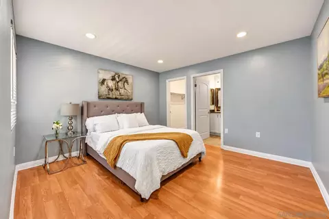 Bedroom - 100 Sea Clf #106, Oceanside, CA 92056 photo 2 of 3