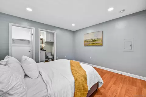 Bedroom - 100 Sea Clf #106, Oceanside, CA 92056 photo 3 of 3