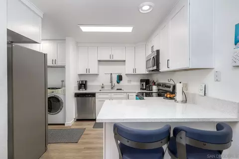 Kitchen - 11217 Via Madonna, Santee, CA 92071 photo 2 of 3