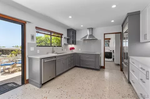 Kitchen - 855 Muirlands Dr, La Jolla, CA 92037 photo 1 of 3