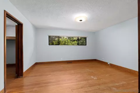 Bedroom - 855 Muirlands Dr, La Jolla, CA 92037 photo 1 of 1