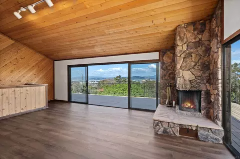 Living - 10447 Chevy Ln, La Mesa, CA 91941 photo 4 of 7