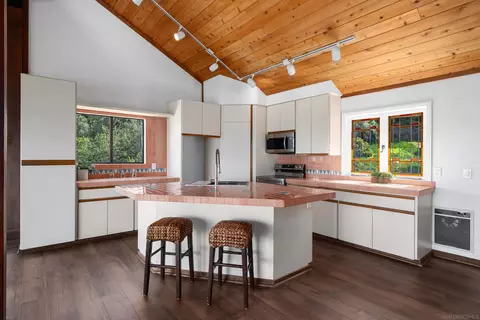 Kitchen - 10447 Chevy Ln, La Mesa, CA 91941 photo 1 of 3