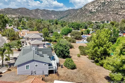 View/Area - 16239 Daza Dr, Ramona, CA 92065 photo 7 of 15