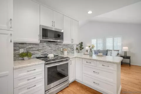 Kitchen - 16239 Daza Dr, Ramona, CA 92065 photo 3 of 6