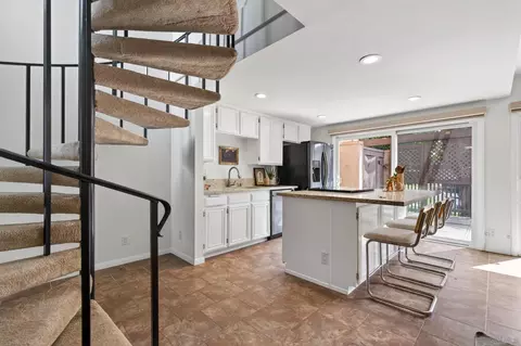 Kitchen - 23928 Green Hvn, Ramona, CA 92065 photo 1 of 2