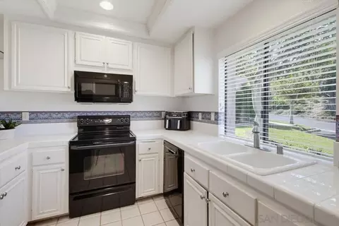 Kitchen - 17814 Villamoura Dr, Poway, CA 92064 photo 1 of 3