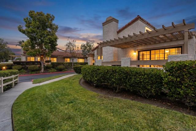 11872 Bernardo Ter UNIT A, San Diego, CA 92128
