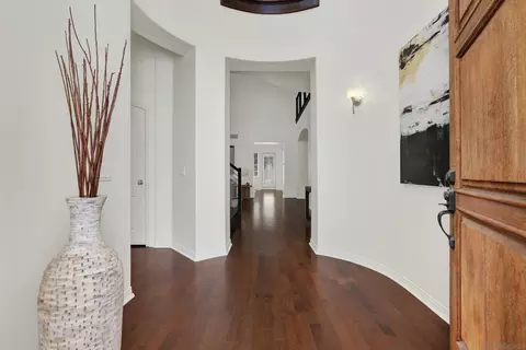Entry Way - 7455 Capstan, Carlsbad, CA 92011 photo 2 of 6