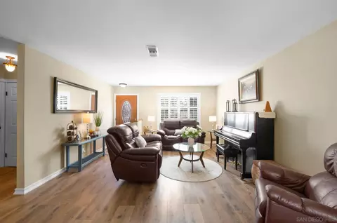 9874 Via Francis, Santee, CA 92071 photo 6