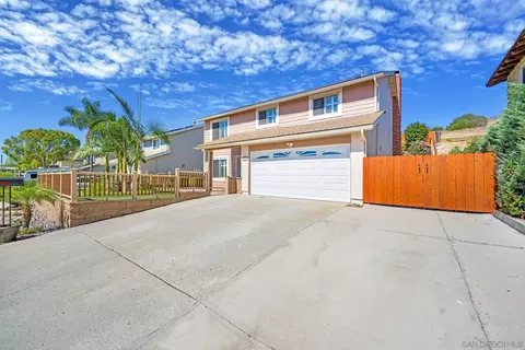 9874 Via Francis, Santee, CA 92071