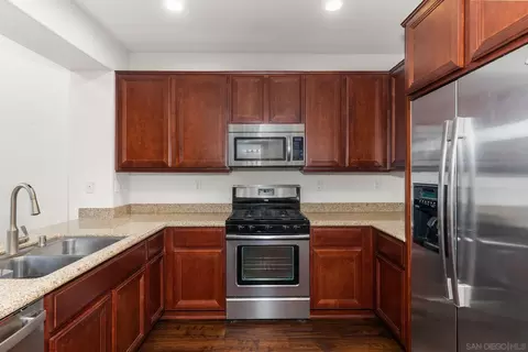 Kitchen - 9936 Leavesly Trl, Santee, CA 92071 photo 1 of 2