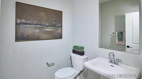 Bath - 262 Reid Way, Oceanside, CA 92057 photo 4 of 4