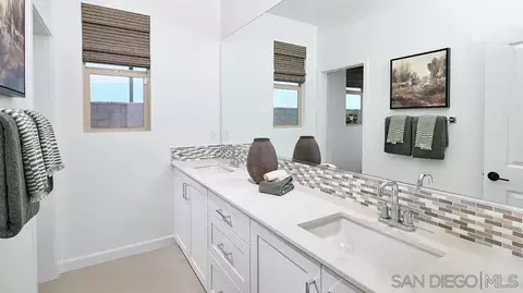 Bath - 262 Reid Way, Oceanside, CA 92057 photo 2 of 4