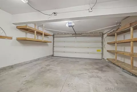 1721 Maxwell #B, Corona, CA 92881 photo 17