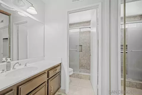 1721 Maxwell #B, Corona, CA 92881 photo 15