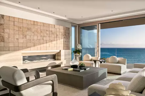 Living - 1230 Neptune Ave, Encinitas, CA 92024 photo 3 of 6