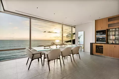 Dining - 1230 Neptune Ave, Encinitas, CA 92024 photo 3 of 3
