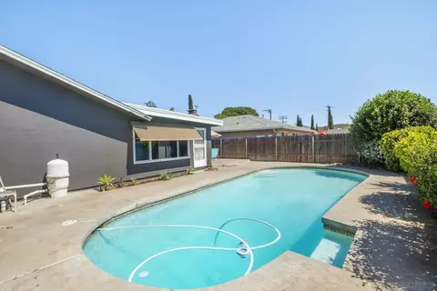 Exterior - 10020 Pino Dr, Lakeside, CA 92040 photo 7 of 8