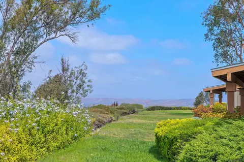 Exterior - 4411 Kittiwake Way, Oceanside, CA 92057 photo 4 of 11