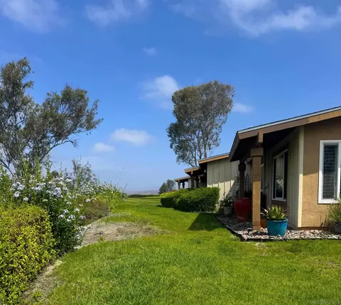 Exterior - 4411 Kittiwake Way, Oceanside, CA 92057 photo 3 of 11