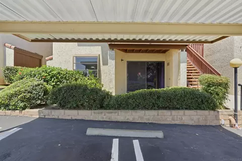 440 Citracado Prkw #9, Escondido, CA 92025 photo 3