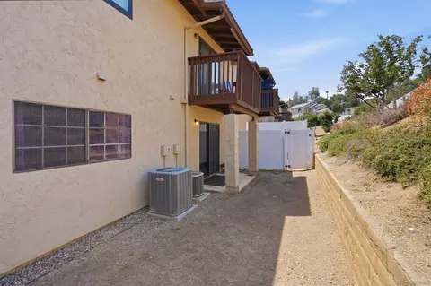 440 Citracado Prkw #9, Escondido, CA 92025 photo 32