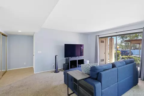 440 Citracado Prkw #9, Escondido, CA 92025 photo 9