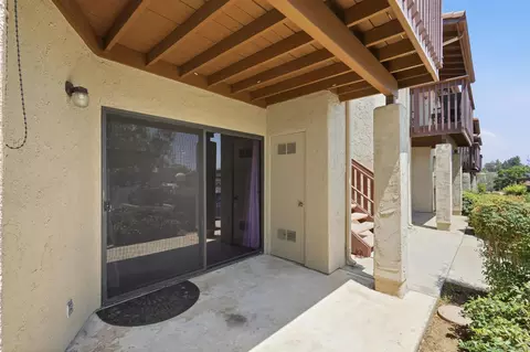 440 Citracado Prkw #9, Escondido, CA 92025 photo 4