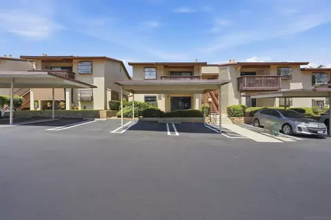 440 Citracado Prkw #9, Escondido, CA 92025 photo 2