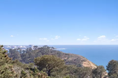 View/Area - 13673 Recuerdo Dr, Del Mar, CA 92014 photo 8 of 8