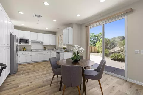Dining - 623 Edgewater, San Marcos, CA 92078 photo 3 of 3