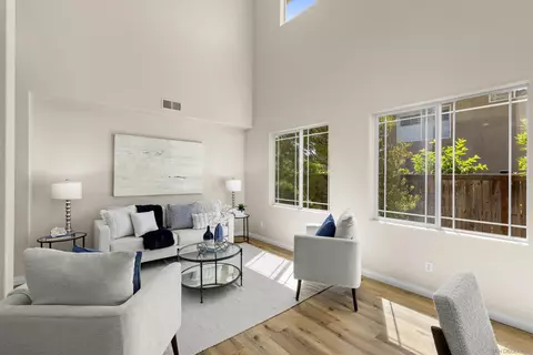 Living - 623 Edgewater, San Marcos, CA 92078 photo 2 of 9