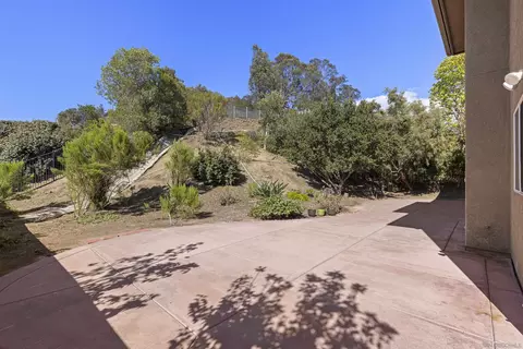 Exterior - 623 Edgewater, San Marcos, CA 92078 photo 5 of 7