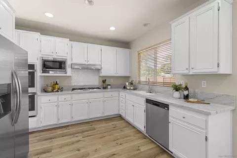 Kitchen - 623 Edgewater, San Marcos, CA 92078 photo 3 of 6