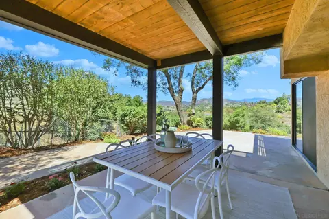 974 Via Hillview, Fallbrook, CA 92028 photo 35