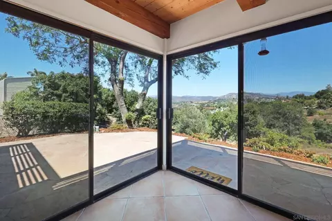 974 Via Hillview, Fallbrook, CA 92028 photo 14