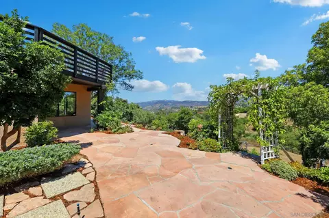 974 Via Hillview, Fallbrook, CA 92028 photo 37