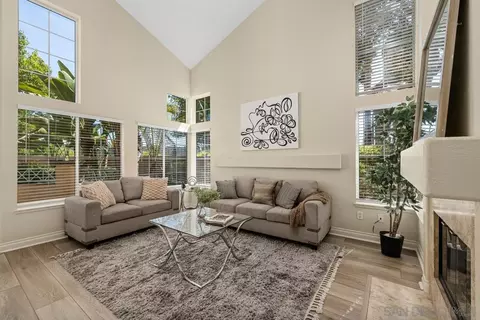 12672 Springbrook Dr #E, San Diego, CA 92128 photo 3
