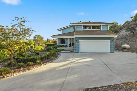 Exterior - 4165 Manchester Ave, Encinitas, CA 92024 photo 2 of 11
