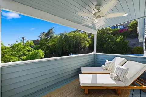Exterior - 4165 Manchester Ave, Encinitas, CA 92024 photo 5 of 11