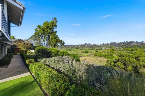 Exterior - 4165 Manchester Ave, Encinitas, CA 92024 photo 10 of 11