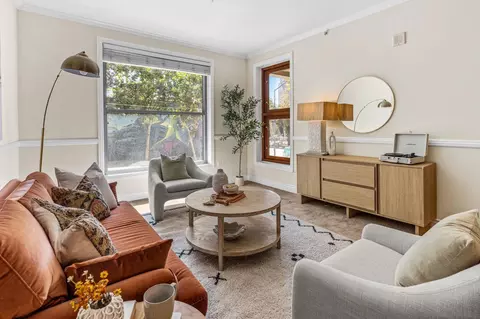 1150 J St #204, San Diego, CA 92101