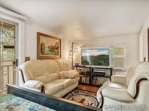 Bedroom - 27961 Rainbow Dr, Lake Arrowhead, CA 92352 photo 9 of 9