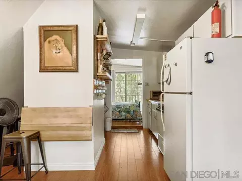 Entry Way - 27961 Rainbow Dr, Lake Arrowhead, CA 92352 photo 1 of 1