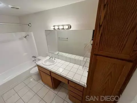 Bath - 8220 Vincetta #17, La Mesa, CA 91942 photo 1 of 1