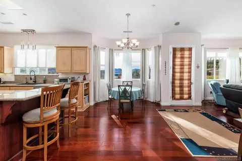Dining - 2635 Vista De Palomar, Fallbrook, CA 92028 photo 2 of 2
