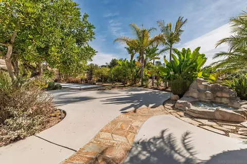 Exterior - 2635 Vista De Palomar, Fallbrook, CA 92028 photo 14 of 21