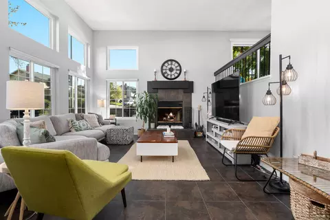 8896 Highwood Dr #C, San Diego, CA 92119