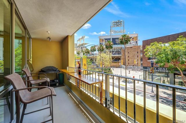 321 10th #212, San Diego, CA 92101
